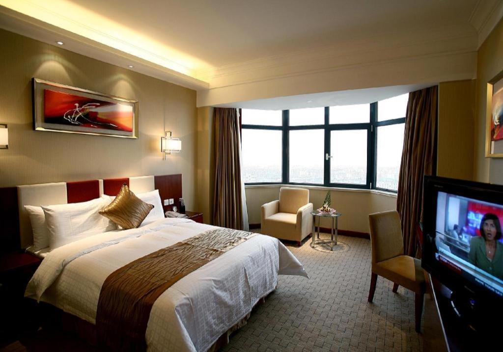 Qingdao Blue Horizon Hotel Licang Exterior photo