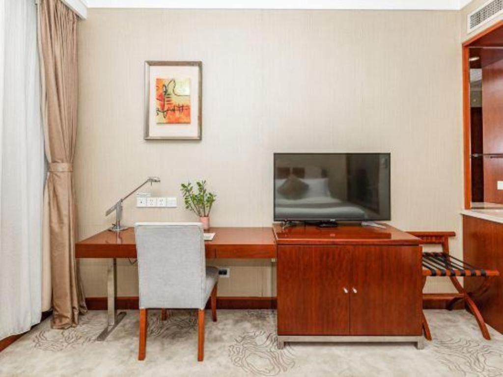 Qingdao Blue Horizon Hotel Licang Exterior photo