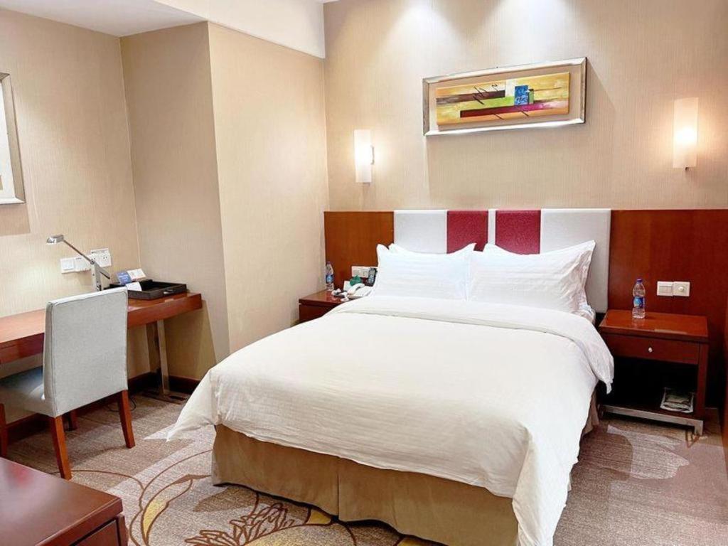 Qingdao Blue Horizon Hotel Licang Exterior photo
