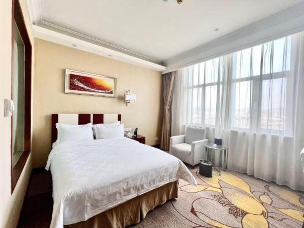 Qingdao Blue Horizon Hotel Licang Exterior photo