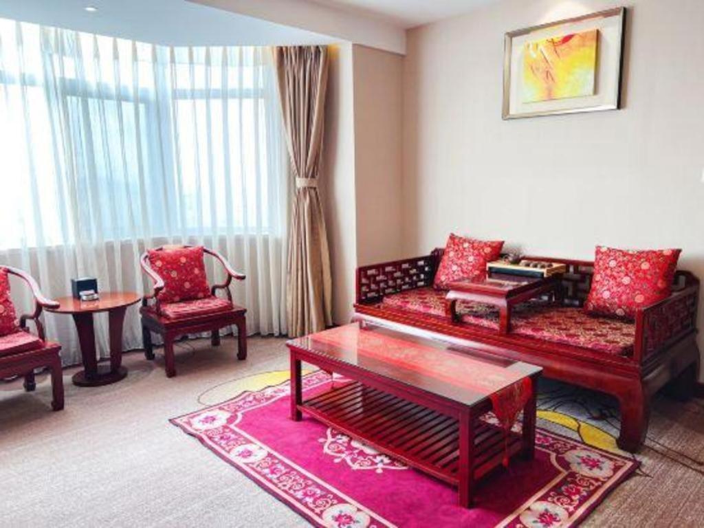Qingdao Blue Horizon Hotel Licang Exterior photo